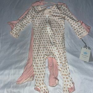 Cloud island zip-up sleeper size 0-3month